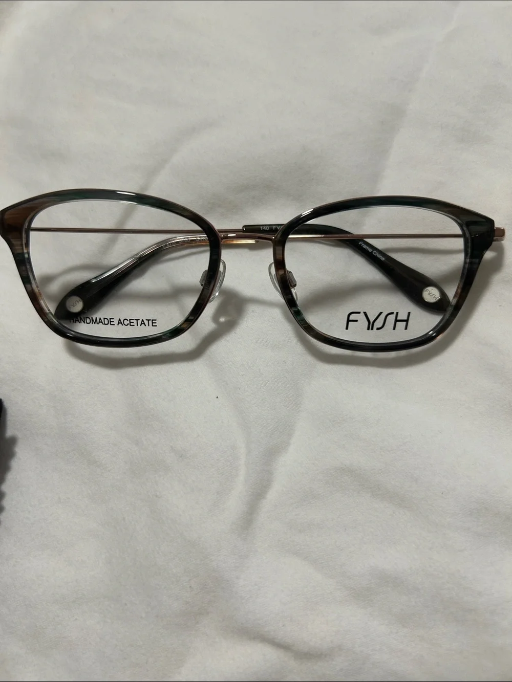 FYSH Eyeglasses New